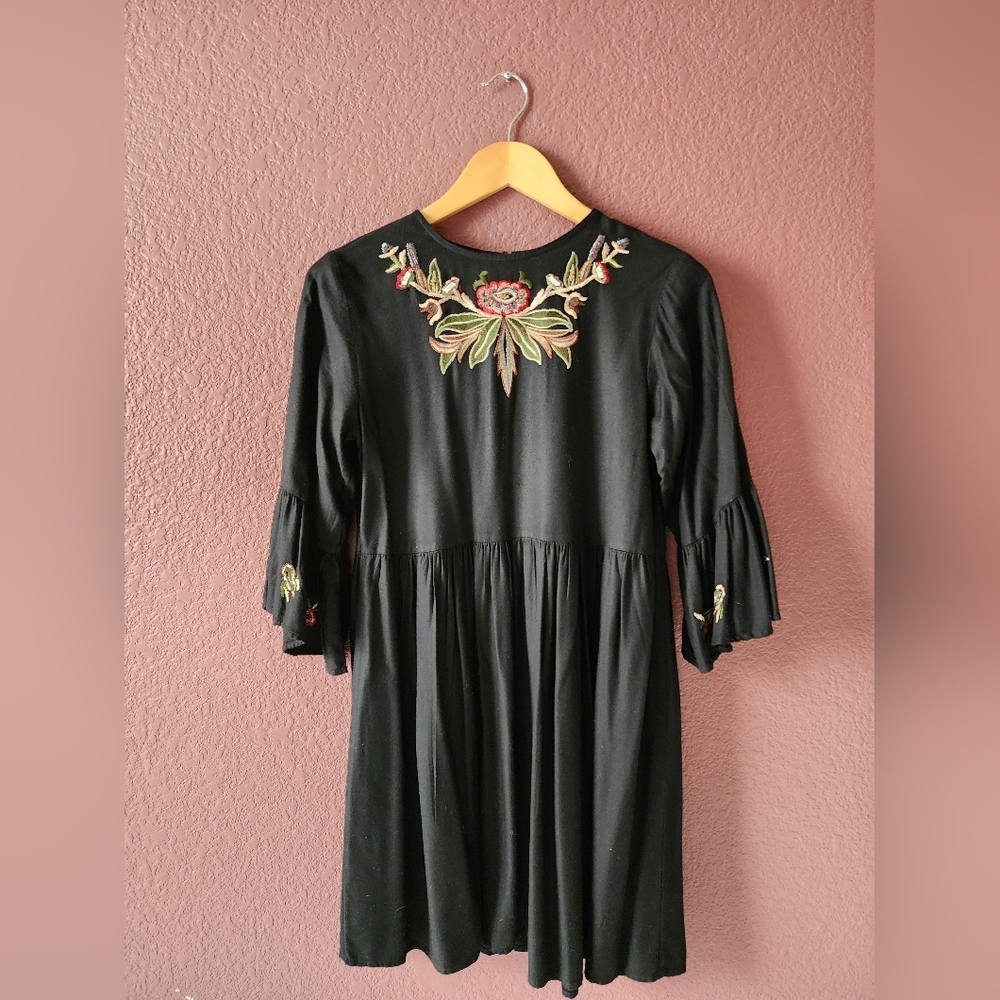 Zara Women's Small Embroidered Flowy Black Dress